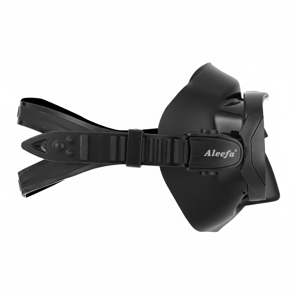 black noir
only seul
case étui
snorkel tuba
premium